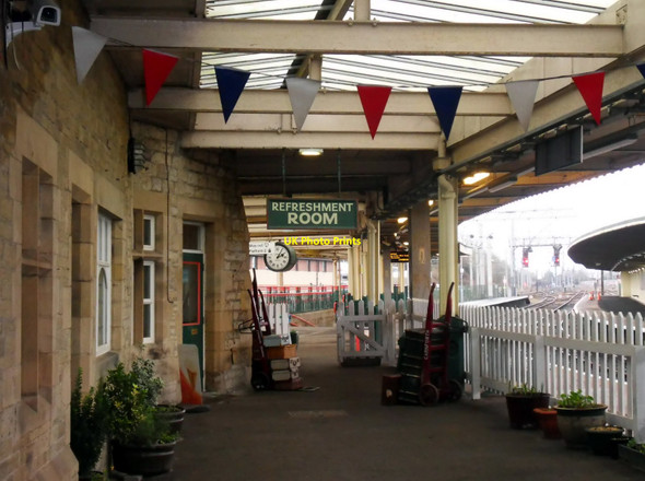 Photo 6"x4" Refreshment Room at Carnforth Station Carnforth c2016