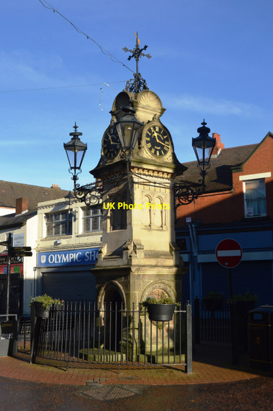 Photo 6"x4" Market Cross Willenhall\/SO9698 c2016