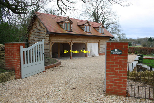 Photo 6"x4" Garage block at Sheepstead Cottage Marcham c2016