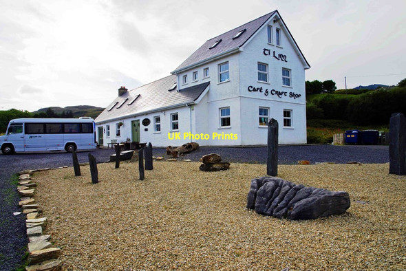 Photo 6"x4" Ti Linn Caf\u00c3\u00a9 & Craft Shop, Bunglass Road, Teelin, Co. Donegal Carrick\/G5979 c2015