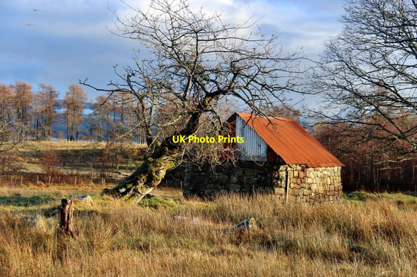 Photo 6"x4" Old stone shed at Duisky Duisky c2016