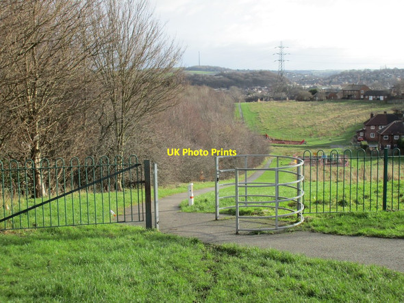 Photo 6"x4" Footpath to Cow Heys Huddersfield c2016