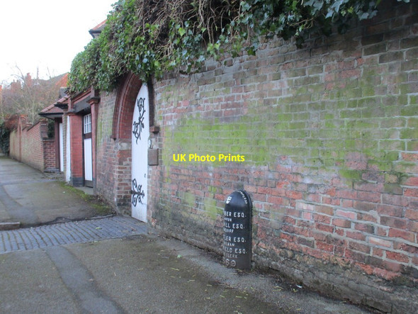 Photo 6"x4" Boundary Marker on Redcliffe Road Nottingham\/SK5641 c2016