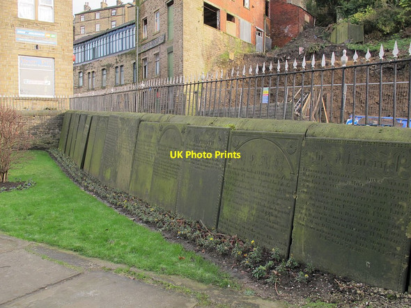Photo 6"x4" Former New Town Burial Ground, Holmfirth Holmfirth c2016