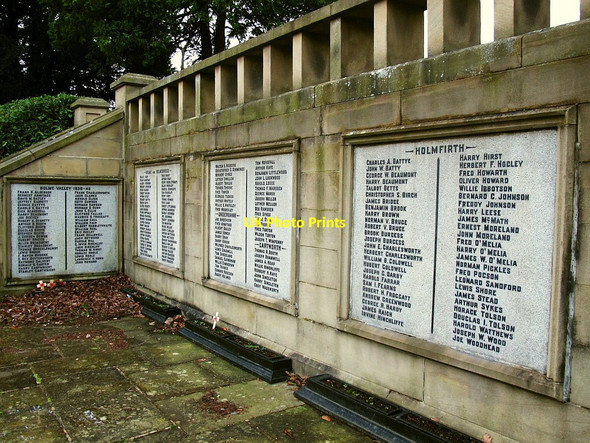 Photo 6"x4" Holme Valley Memorial Hospital: names (left) Holmfirth c2016