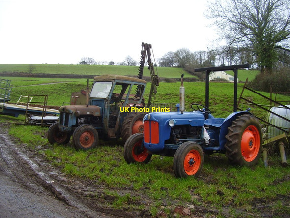 Photo 6"x4" A right pair Honiton\/ST1600 c2016