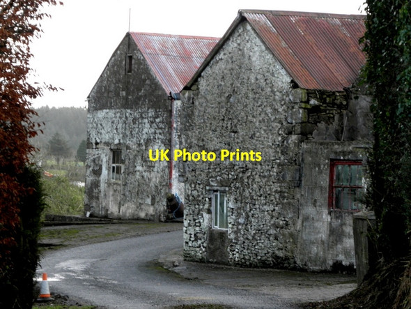 Photo 6"x4" Old farm buildings along Rarogan Road Garvaghy c2016