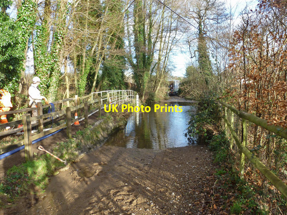 Photo 6"x4" Ford, Standford Bordon c2016