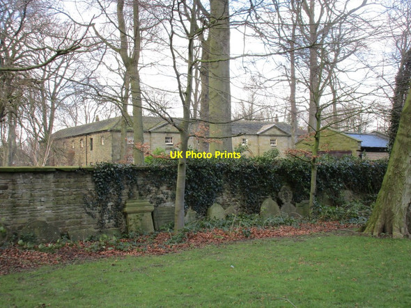 Photo 6"x4" Norton, churchyard and Hall Stables Bolehill\/SK3582 c2016