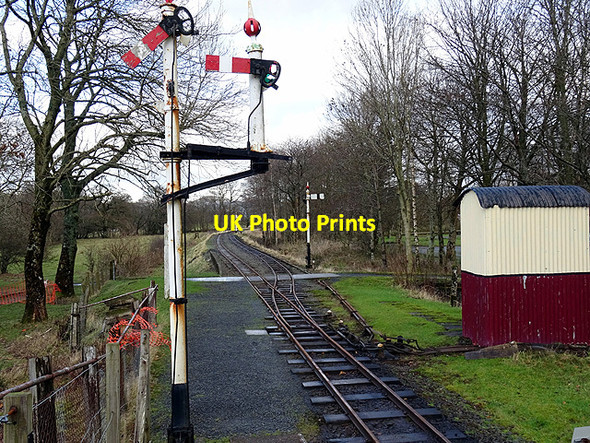 Photo 6"x4" Signals and tracks Llangower c2016