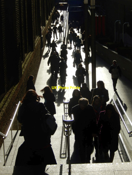 Photo 6"x4" Sun Street Passage London c2016