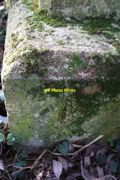 Photo 6"x4" Benchmark on Moreton Lane bridge Newbridge\/SP4001 c2016