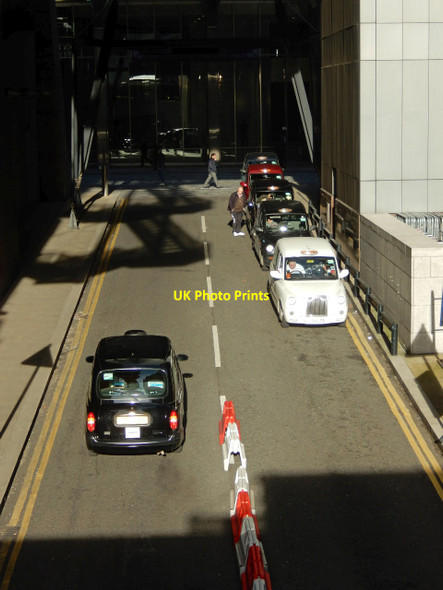Photo 6"x4" Taxi access road, Liverpool Street Station London c2016