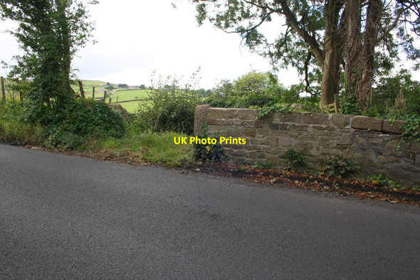 Photo 6"x4" Stone wall beside Manchester Road Barnoldswick\/SD8746 c2015