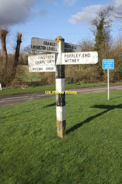 Photo 6"x4" Signpost at crossroads beside B4022 at Delly Hill Delly End c2016