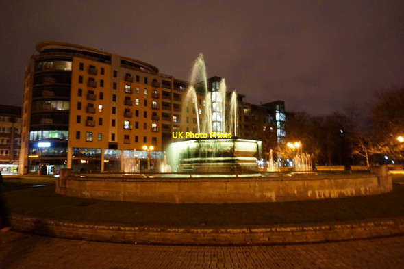 Photo 6"x4" Fountain in Queen's Gardens, Hull Kingston upon Hull c2016