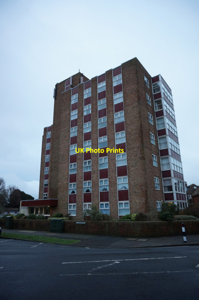 Photo 6"x4" The Moorings on St John's Road, Eastbourne Meads\/TV6097 c2016