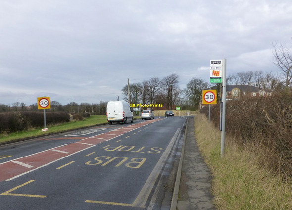 Photo 6"x4" On Horton Road Bedlington c2016