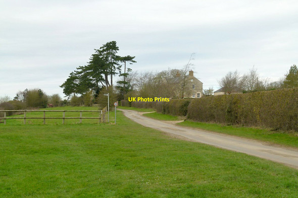Photo 6"x4" The road through Pickworth Pickworth\/SK9913 c2016