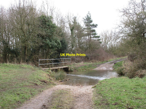 Photo 6"x4" Ford on Bealey's Lane Thorpe\/SE9946 c2016