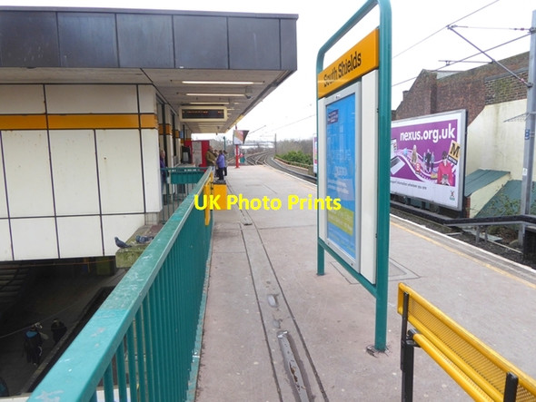 Photo 6"x4" South Shields Metro Station South Shields c2016