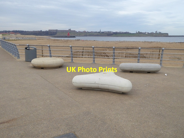 Photo 6"x4" Seaside benches, South Shields South Shields c2016