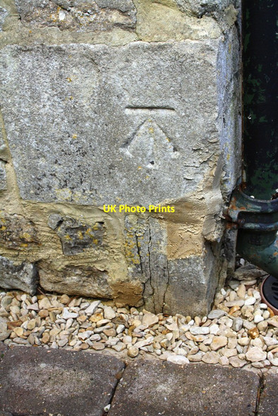 Photo 6"x4" Benchmark on #89 Main Road Woodstock\/SP4416 c2016