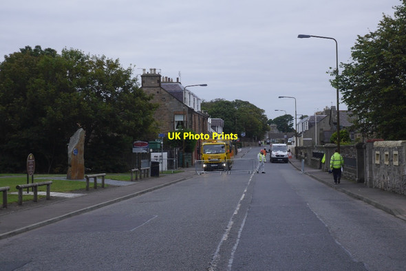 Photo 6"x4" Closing Edinburgh Road Cockenzie and Port Seton c2015