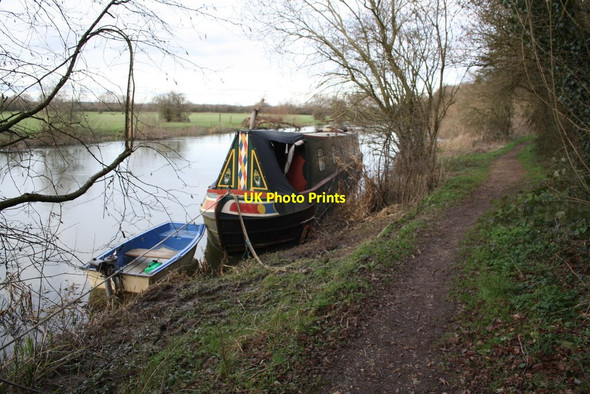 Photo 6"x4" Boat on the River Thames beside the Thames Path Cassington\/SP4510 c2016