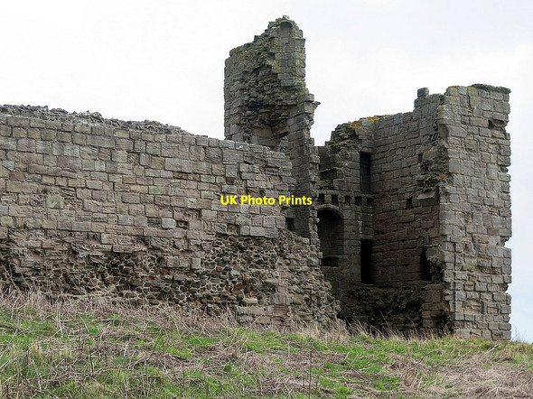 Photo 6"x4" Egyncleugh Tower, Dunstanburgh Castle Craster c2016