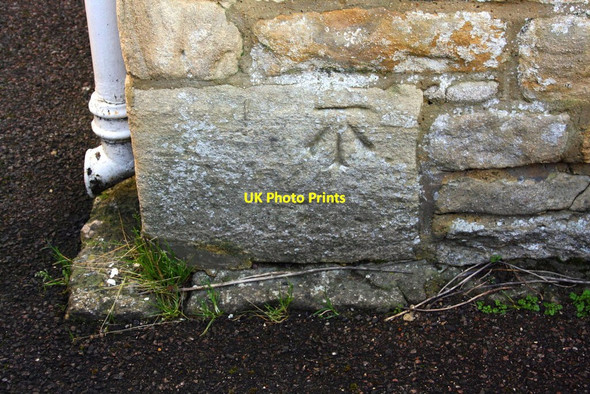 Photo 6"x4" Benchmark on Hailey Primary School Hailey\/SP3512 c2016