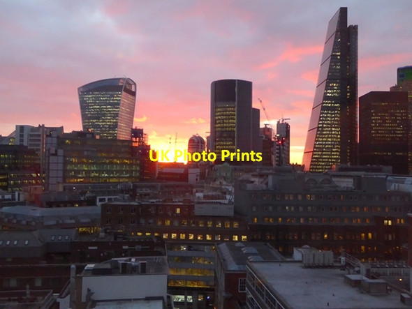 Photo 6"x4" The City at sunset London c2016