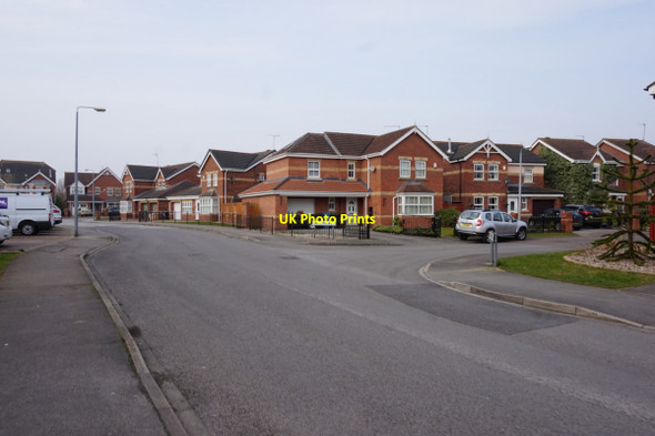 Photo 6"x4" Houses on Trent Park, Kingswood, Hull Kingswood\/TA0834 c2016