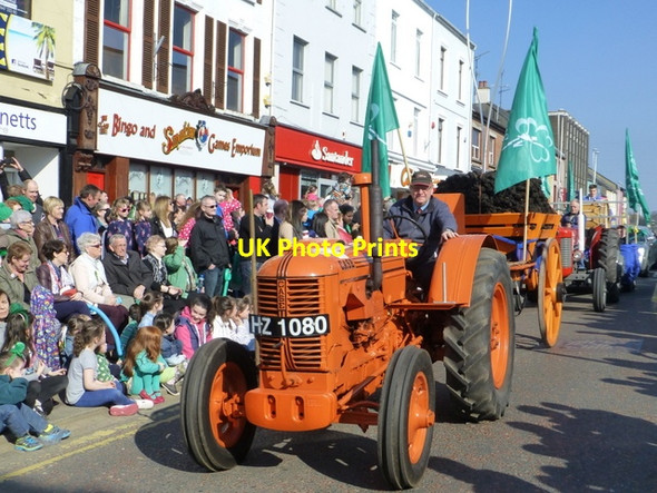 Photo 6"x4" Case tractor, St Patrick's Day 2016 Omagh c2016