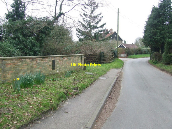 Photo 6"x4" Priory Road Wrentham c2016