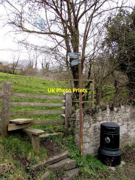 Photo 6"x4" Roadside litter bin and stile, Lower Lydbrook Lower Lydbrook c2016