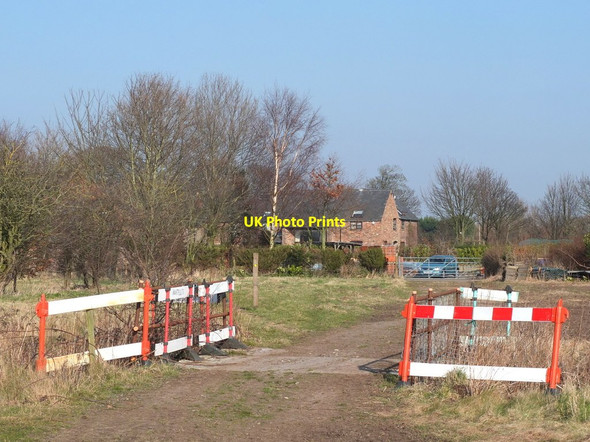 Photo 6"x4" Footpath to Mercer Court from the Trans Pennine Trail Maghull c2016