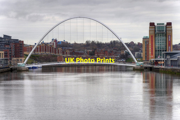Photo 6"x4" Gateshead Millennium Bridge Newcastle upon Tyne c2016