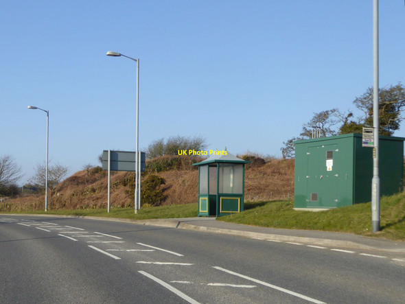 Photo 6"x4" Bus shelter, Sandy Lane, Redruth Redruth c2016