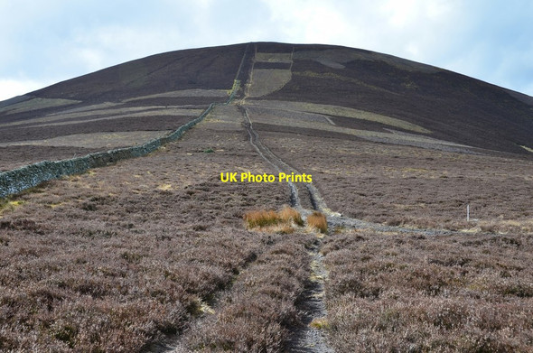 Photo 6"x4" Preston Law ahead Hundleshope c2016