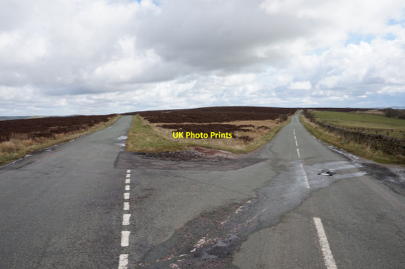 Photo 6"x4" Road junction at Boarsgrove Newtown\/SK0663 c2016 P1