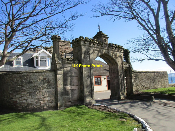 Photo 6"x4" Gateway at the east end of the grounds of The Garrison Millport c2016