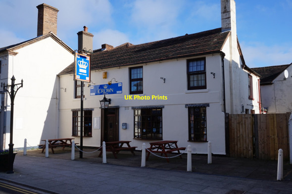 Photo 6"x4" The Crown on the High Street, Dawley Telford c2016