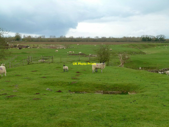 Photo 6"x4" Wakerley ironstone quarries Barrowden c2016 P5