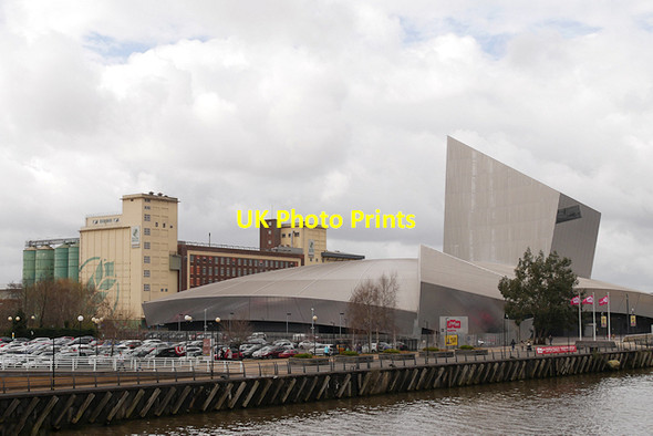 Photo 6"x4" Trafford Wharf, Imperial War Museum North and RHM factory Salford\/SJ8098 c2016