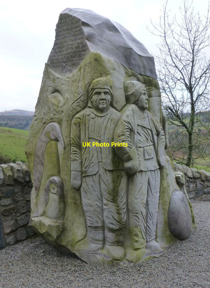 Photo 6"x4" Scott-Wilson Memorial Sculpture 1 Dykehead\/NO3860 c2016