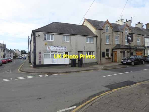 Photo 6"x4" Centre of Newborough village Newborough\/Niwbwrch c2016