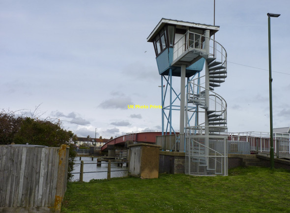 Photo 6"x4" Footbridge, Littlehampton Littlehampton c2016