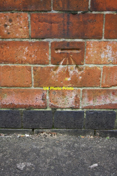 Photo 6"x4" Benchmark on Rosebery Medical Centre, Storer Road face Loughborough c2016