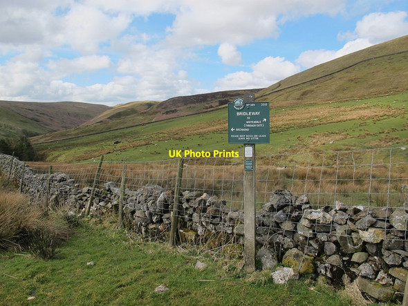 Photo 6"x4" Bridleway sign above the Brennand Valley Sykes\/SD6351 c2016